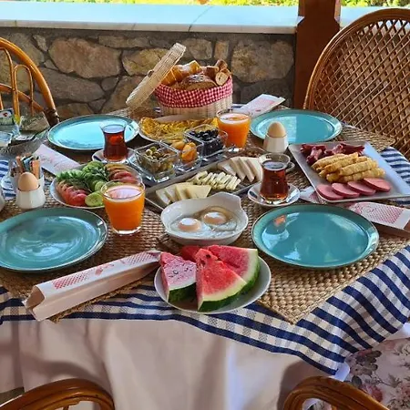 ılkiz Otel