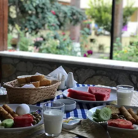 ılkiz Otel 2*