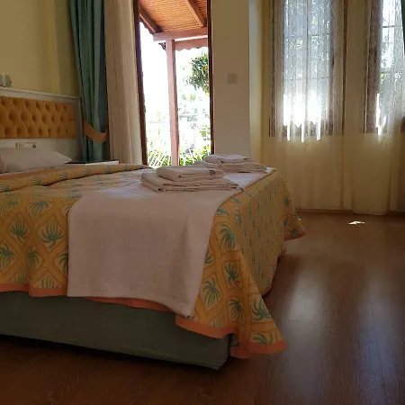 ılkiz Otel