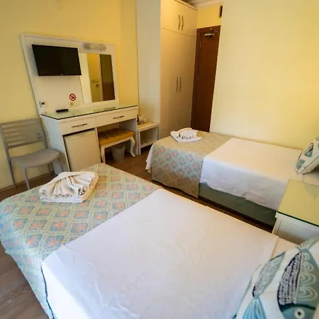 Hotel Ilkiz 2*