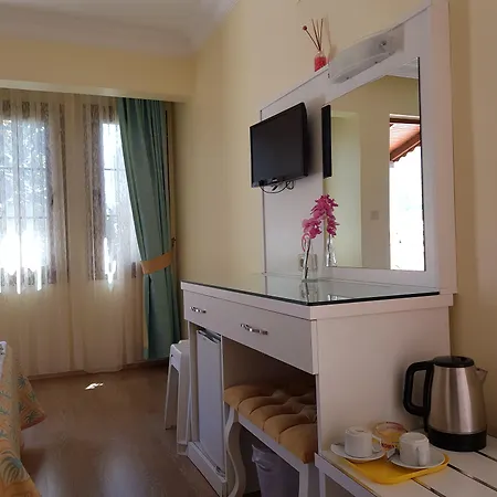 ılkiz Otel 2*