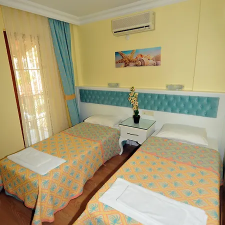 ılkiz Otel 2*