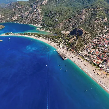 ılkiz Otel